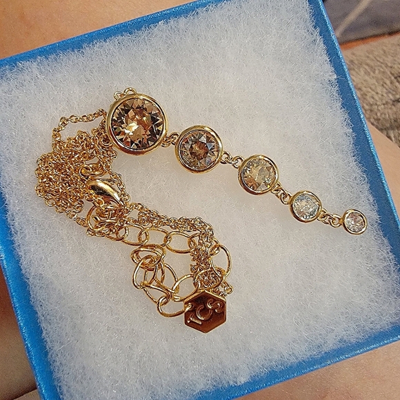 #Touchstone Crystal Golden Splash Pad Pendant Necklace 15" to 18" Discontinued - Picture 1 of 6